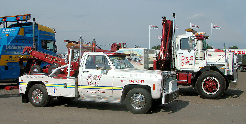 D and G Cars of Dagenham recovery vehicles
